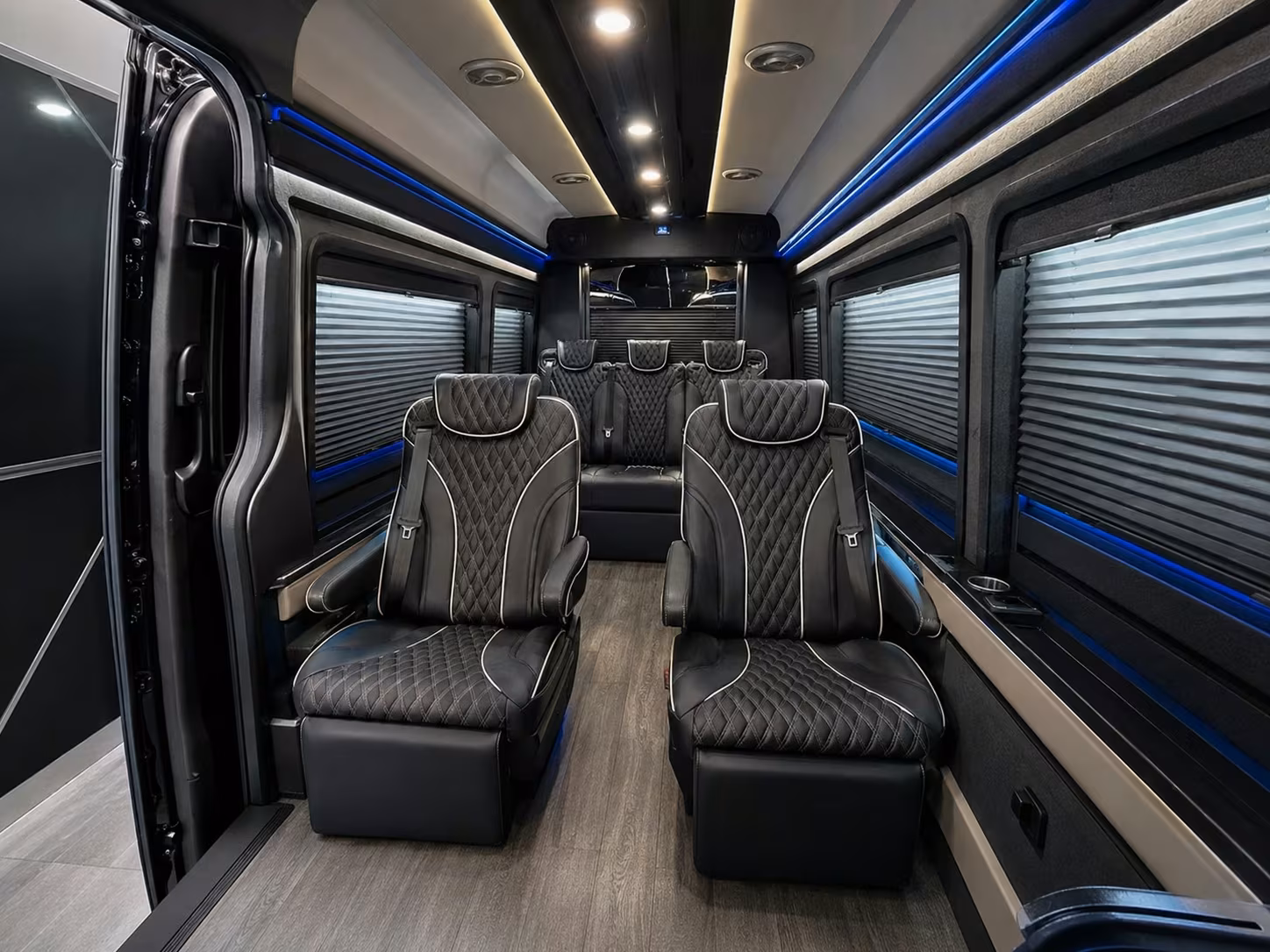hotel and event venue airport shuttles in lakewood