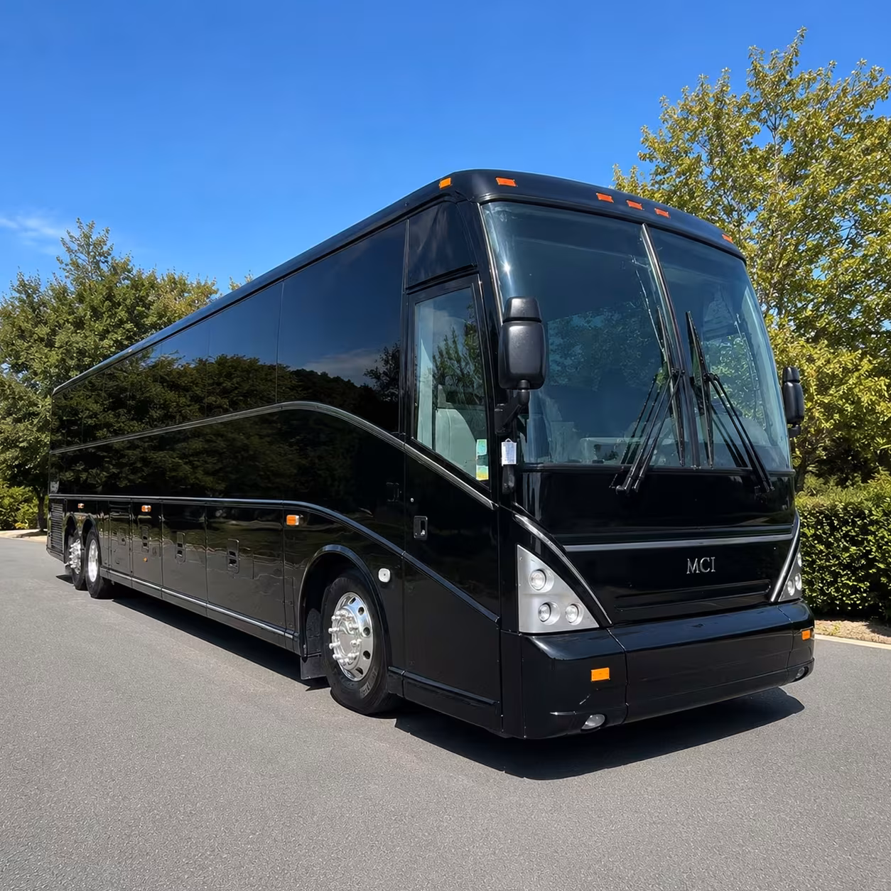 lakewood charter bus rentals to newark phl and acy airports