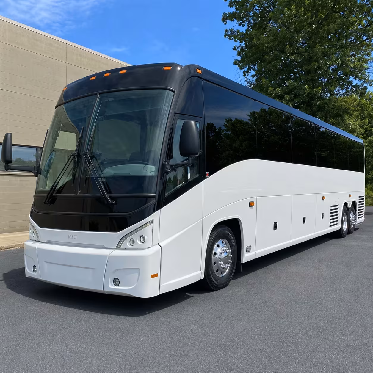long distance charter bus rentals from lakewood to new york city